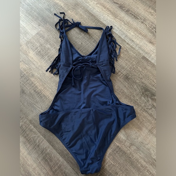 Navy Fringe Monokini Size L (Fits like a 8/10) - Picture 5 of 7